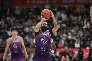 火力凶猛！里勒18中8砍全场最高30分外加6板6助3断 罚球15中13