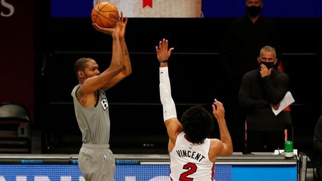 33岁的杜兰特再攀高峰，靠的就是被时代遗弃的中投