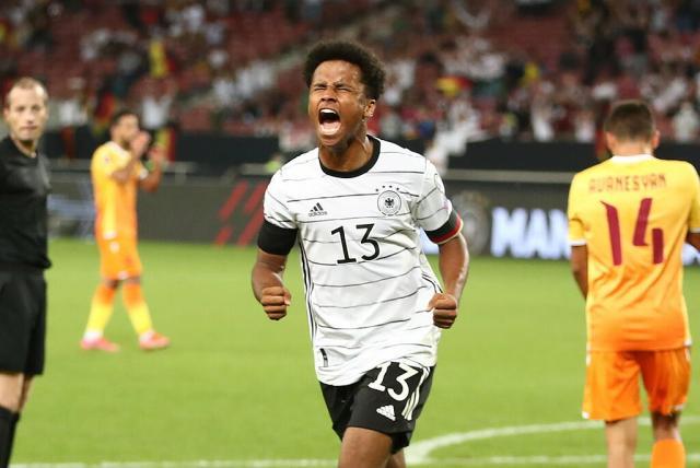 mk体育-阿德耶米：从拜仁弃儿到德国队新宠的曲线报国路